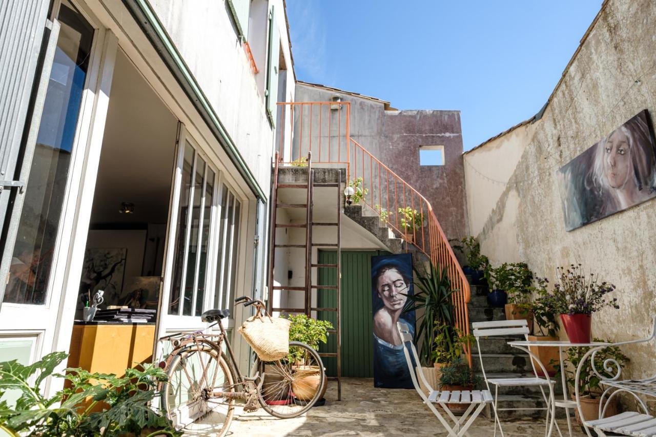 Logement Design A Loix-En-Re - 2 Etoiles - Centre Village Exteriér fotografie